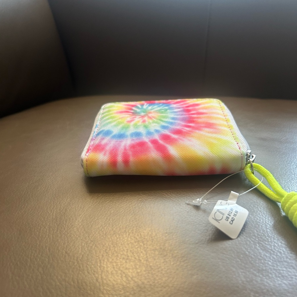 Compact Colorful Tie-Dye Wallet - Picture 5 of 13